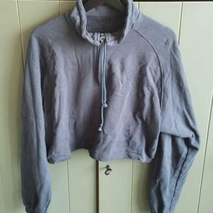 crop hoodie sweatshirt